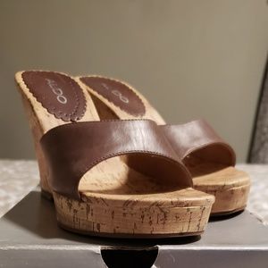 Brown cork platform shoes